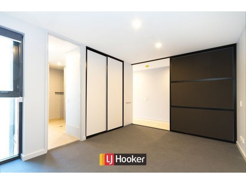 81/43 Eastlake Parade, Kingston ACT 2604
