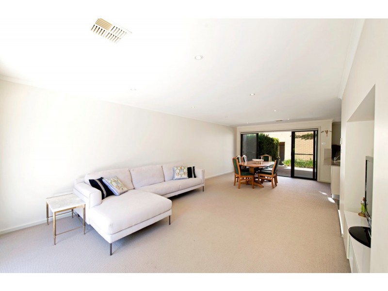 1/7 Combo Court, Harrison ACT 2914