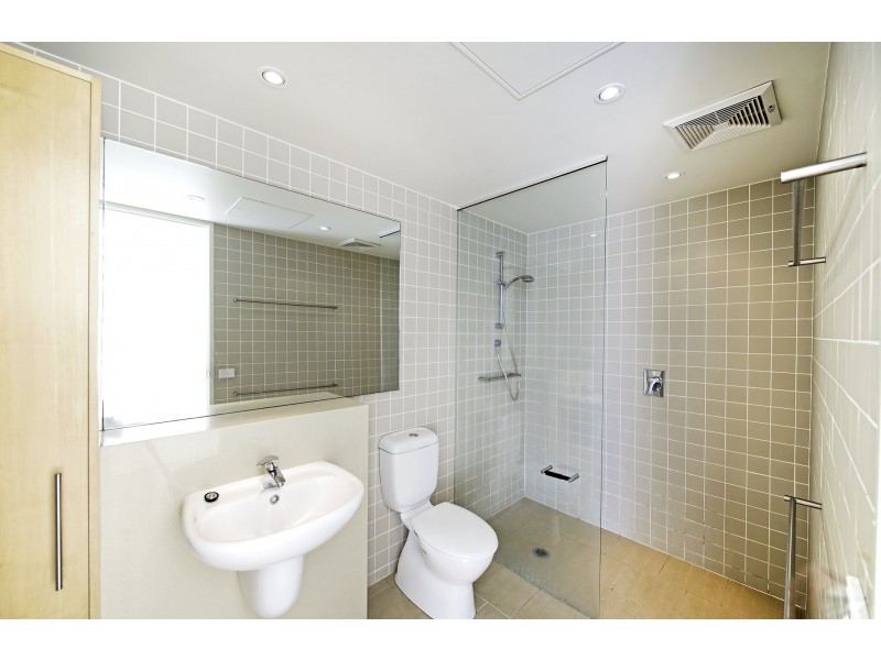 603/165 Northbourne Avenue, Turner ACT 2612