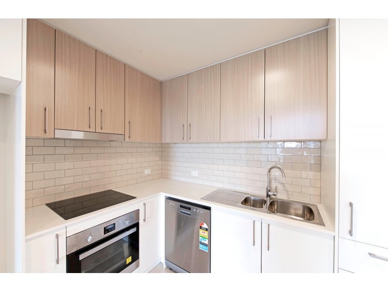 9/2 Hinder Street, Gungahlin ACT 2912