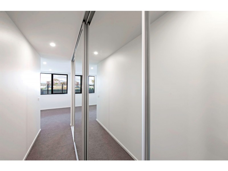 9/2 Hinder Street, Gungahlin ACT 2912