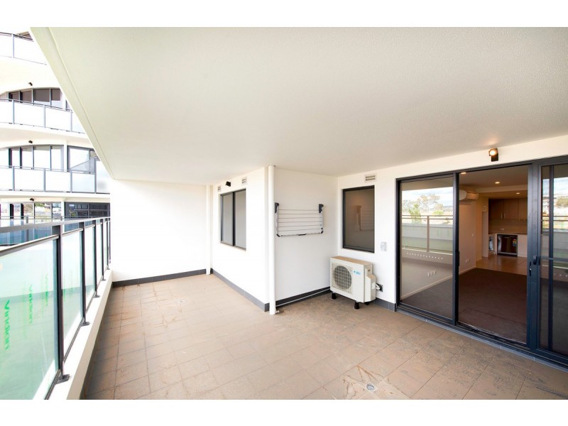 9/2 Hinder Street, Gungahlin ACT 2912