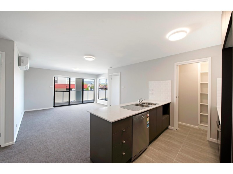 145/8 Limburg Way, Greenway ACT 2900