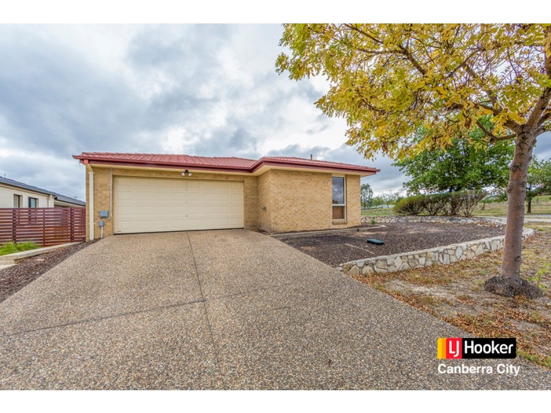 2 Heatherdale Street, Amaroo ACT 2914