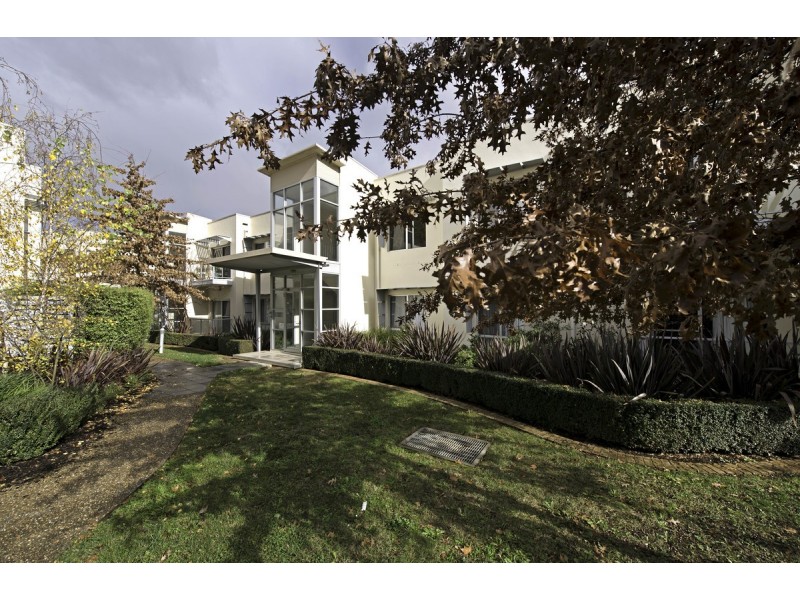 16/15 Fox Place, Lyneham ACT 2602