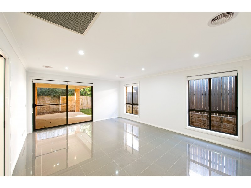 85 Ormiston Circuit, Harrison ACT 2914