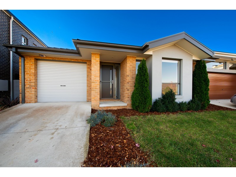 85 Ormiston Circuit, Harrison ACT 2914