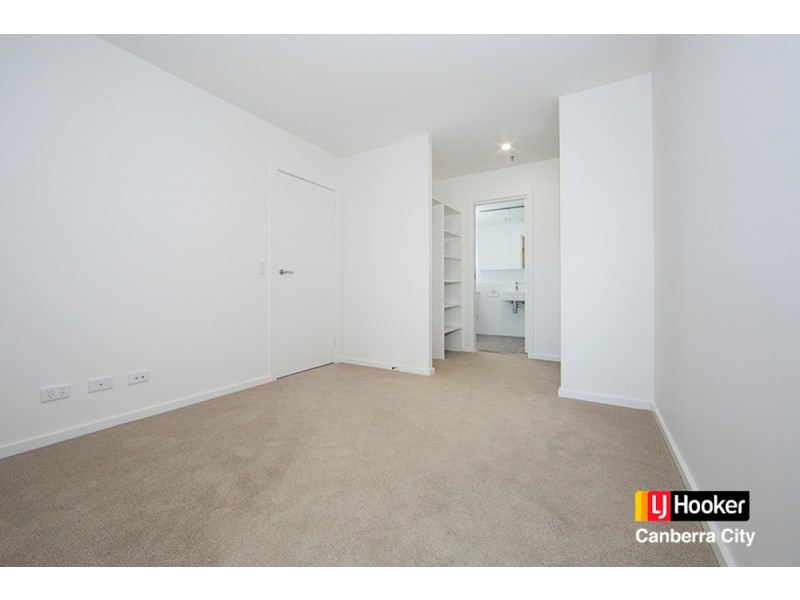 315/1 Anthony Rolfe Avenue, Gungahlin ACT 2912