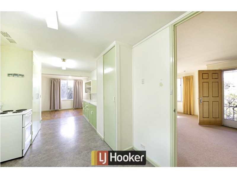 10 Bennelong Crescent, Macquarie ACT 2614