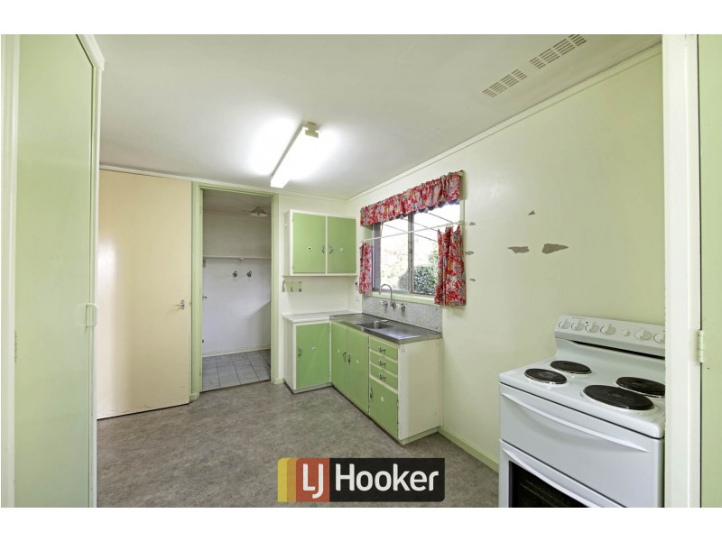 10 Bennelong Crescent, Macquarie ACT 2614