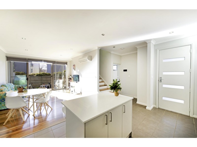 6/1 Wise Street, Braddon ACT 2612