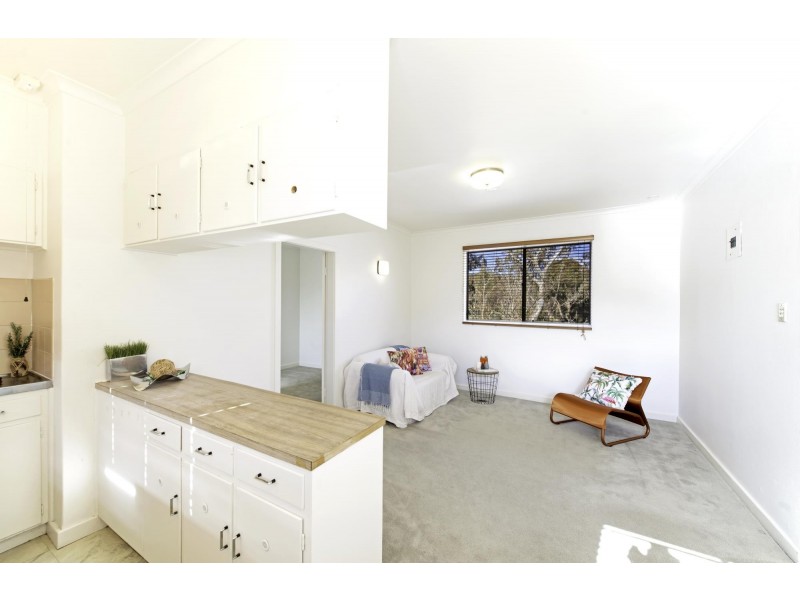 18/11-13 Tryon Street, Hackett ACT 2602