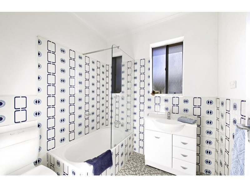 18/11-13 Tryon Street, Hackett ACT 2602