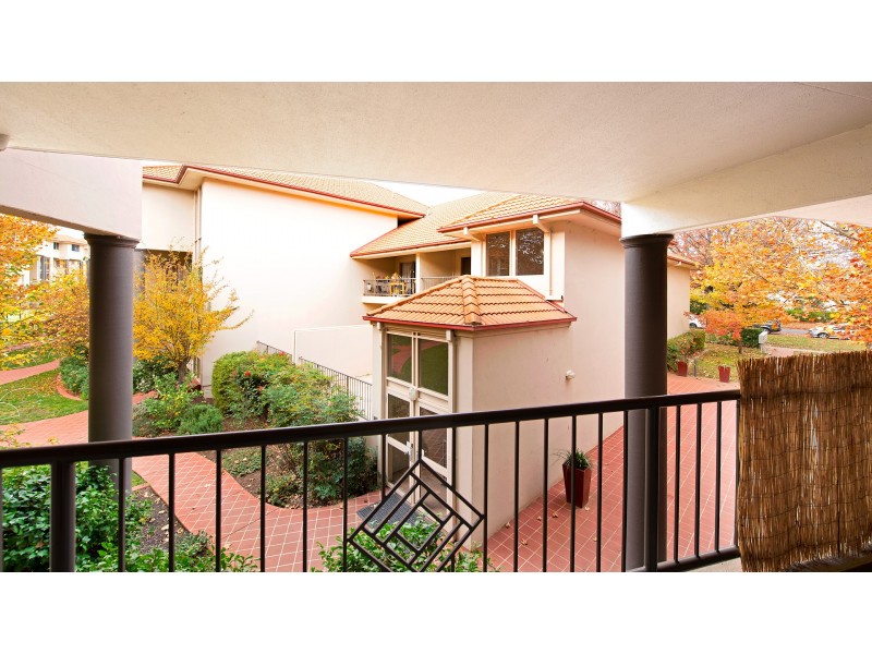 10/30 Cunningham Street, Griffith ACT 2603
