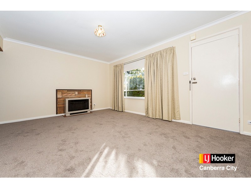 9 Maitland Street, Hackett ACT 2602