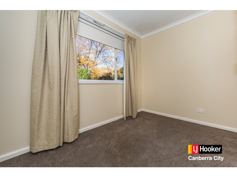 9 Maitland Street, Hackett ACT 2602