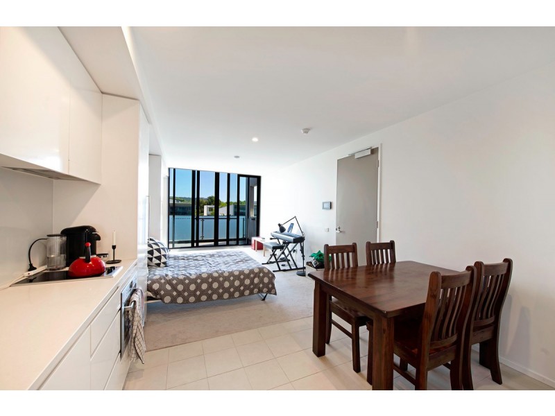 321/50 Eastlake Parade, Kingston ACT 2604