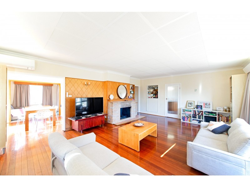 85 Jervois Street, Deakin ACT 2600