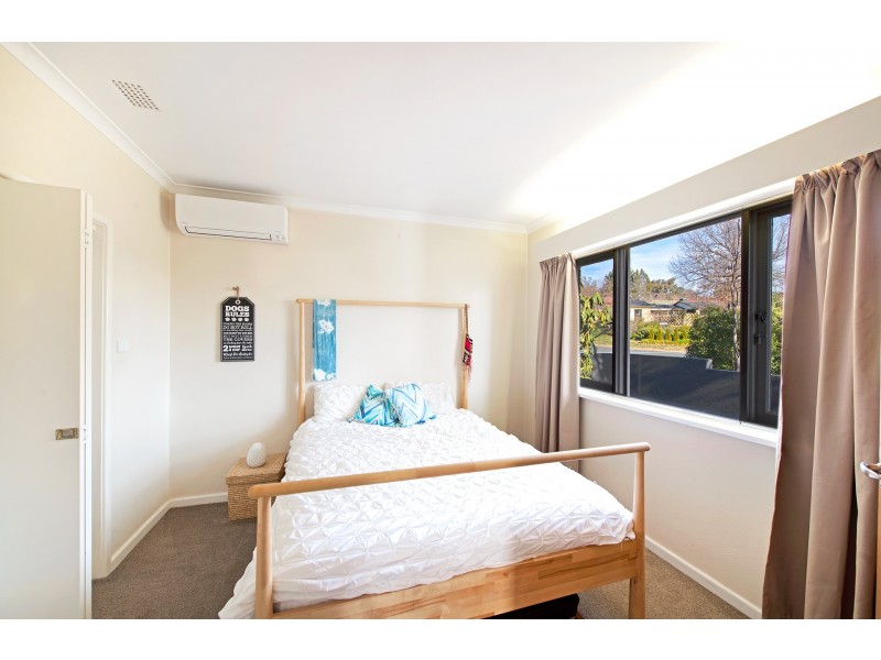 85 Jervois Street, Deakin ACT 2600