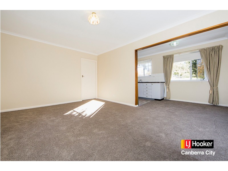9 Maitland Street, Hackett ACT 2602