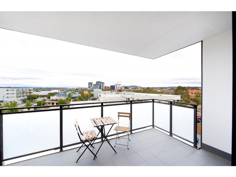 61/2 Hinder Street, Gungahlin ACT 2912