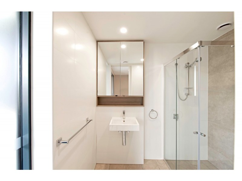 33/115 Canberra Avenue, Griffith ACT 2603