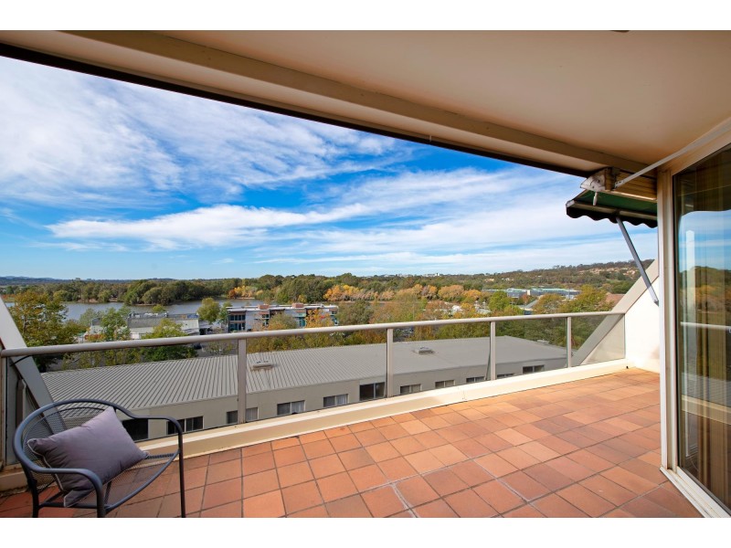 42A/17 Chandler Street, Belconnen ACT 2617