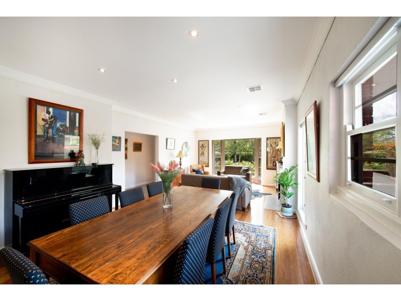 8 Landsborough Street, Griffith ACT 2603