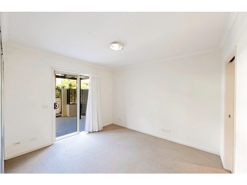 2/22 Batman Street, Braddon ACT 2612