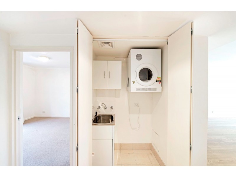 2/22 Batman Street, Braddon ACT 2612
