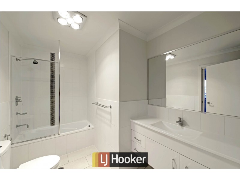 61 Stowport Avenue, Crace ACT 2911