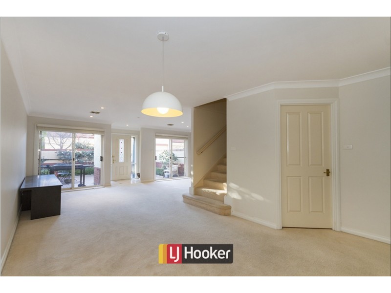 8/32 Gooreen Street, Braddon ACT 2612