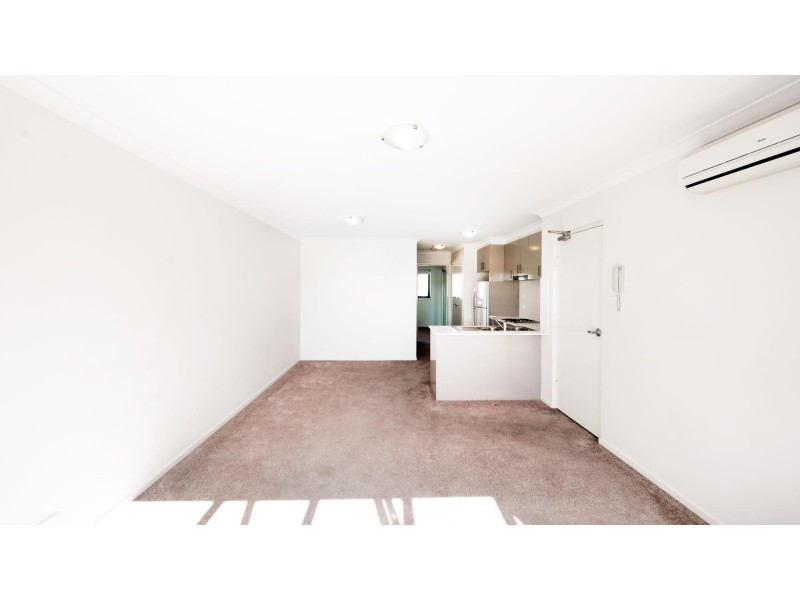 58/75 Elizabeth Jolley Crescent, Franklin ACT 2913