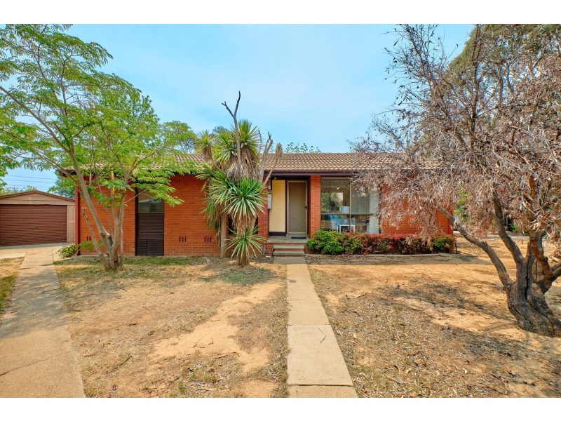 28 Gairdner Circuit, Kaleen ACT 2617