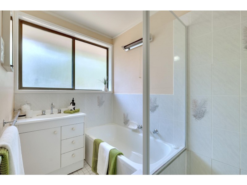 28 Gairdner Circuit, Kaleen ACT 2617