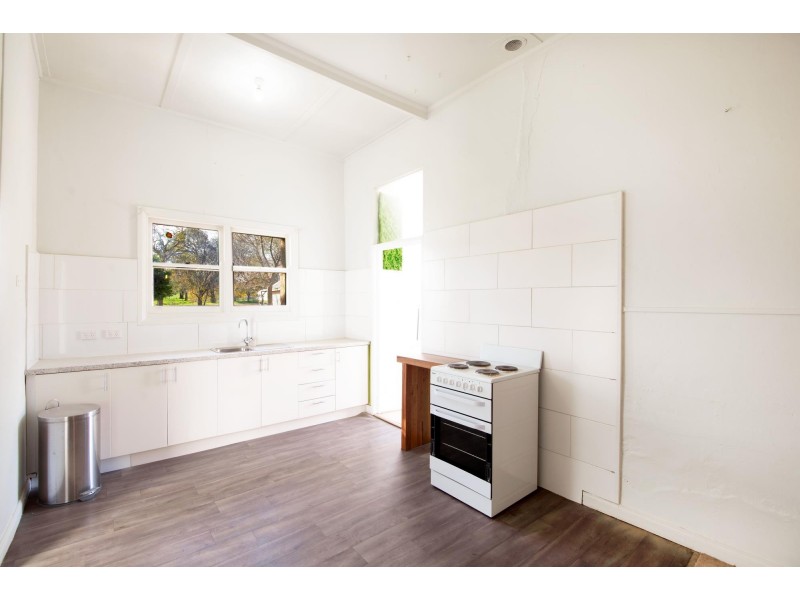 76 Avonley Road, Majura ACT 2609