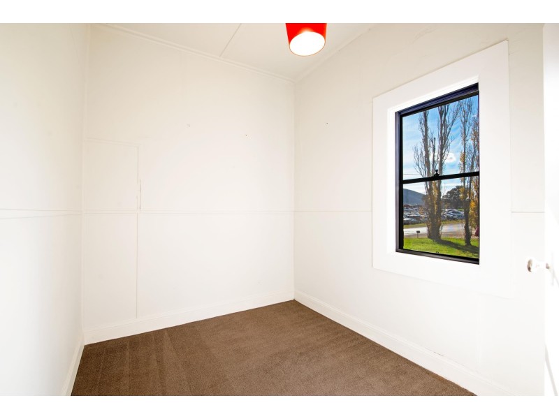 76 Avonley Road, Majura ACT 2609