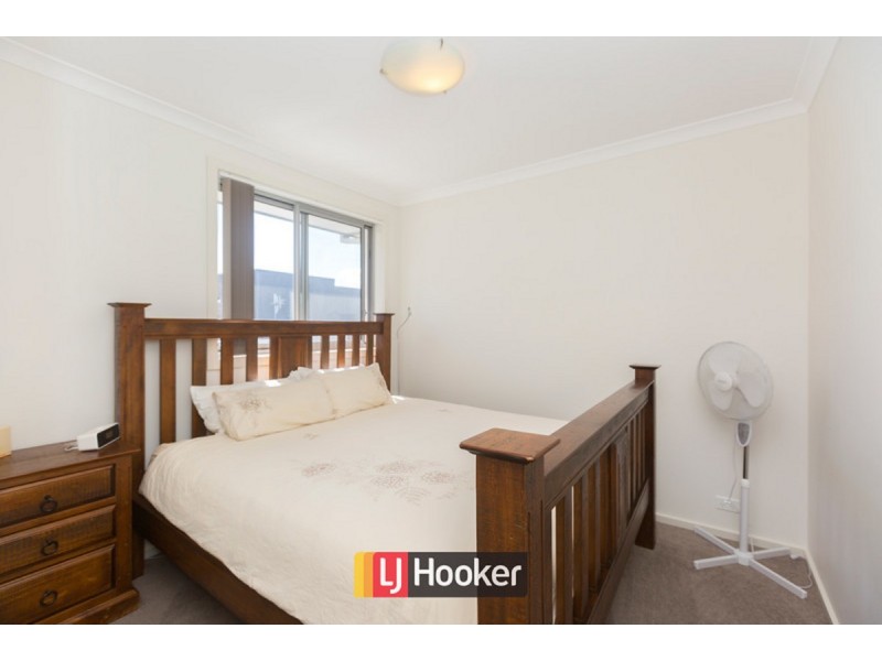 21B Manning Clark Crescent, Franklin ACT 2913