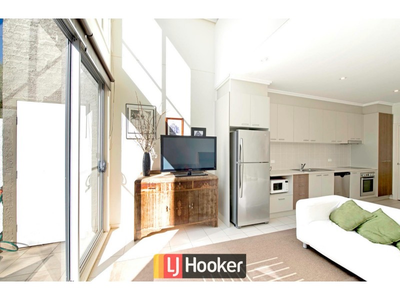 8/20 Ijong Street, Braddon ACT 2612