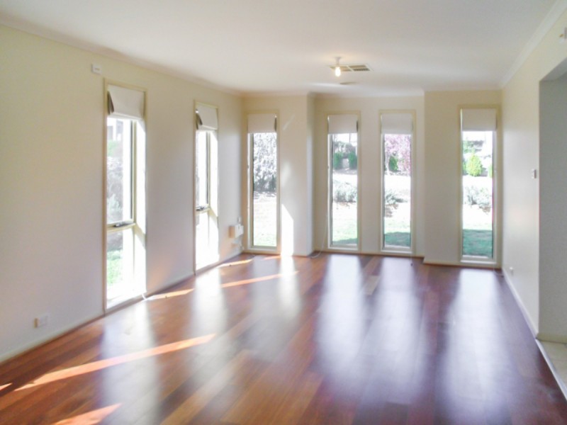 17 Ayrton Street, Gungahlin ACT 2912