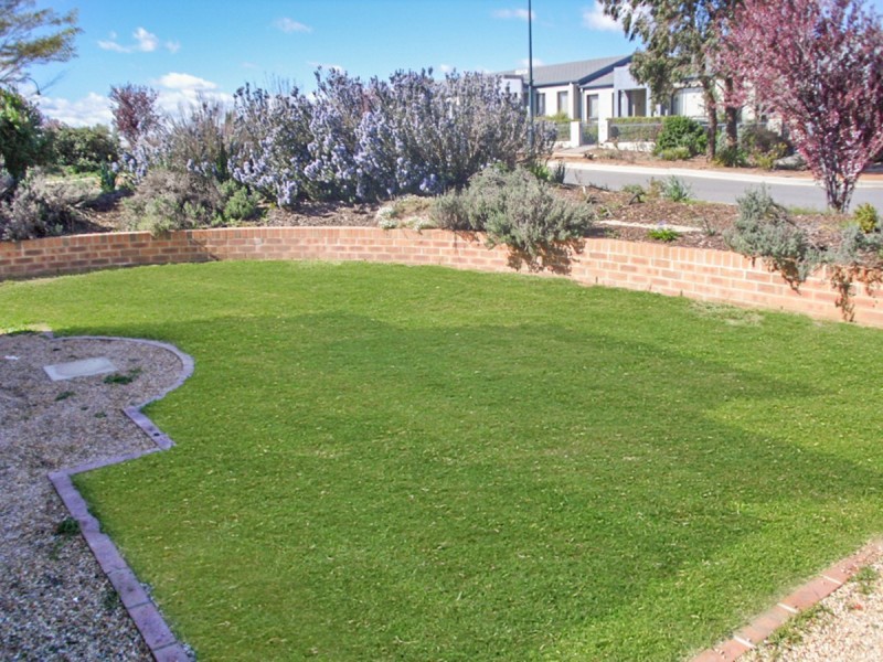 17 Ayrton Street, Gungahlin ACT 2912