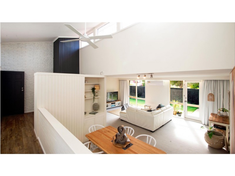 1 Bruce Place, Farrer ACT 2607