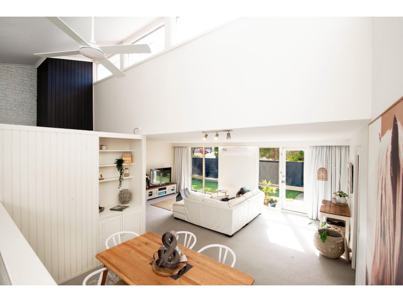 1 Bruce Place, Farrer ACT 2607