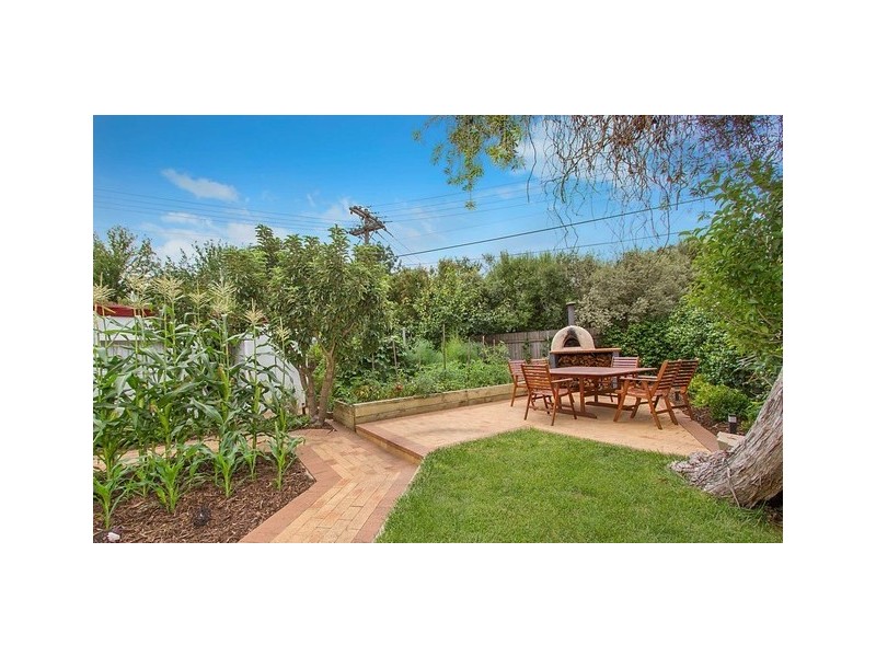 96 Cowper Street, Dickson ACT 2602