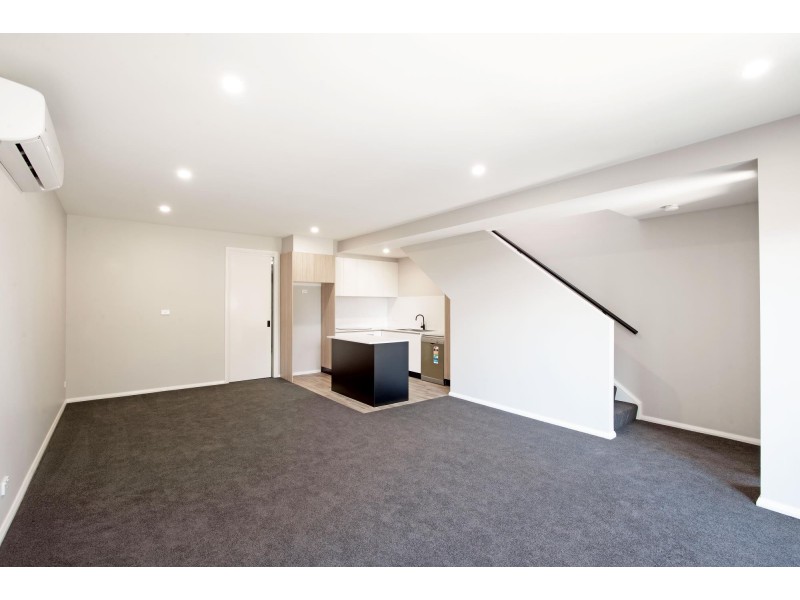 39/6 Ellison Harvey Close, Greenway ACT 2900
