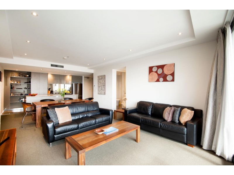 1318/240 Bunda Street, City ACT 2601