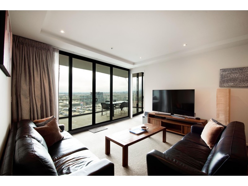 1318/240 Bunda Street, City ACT 2601
