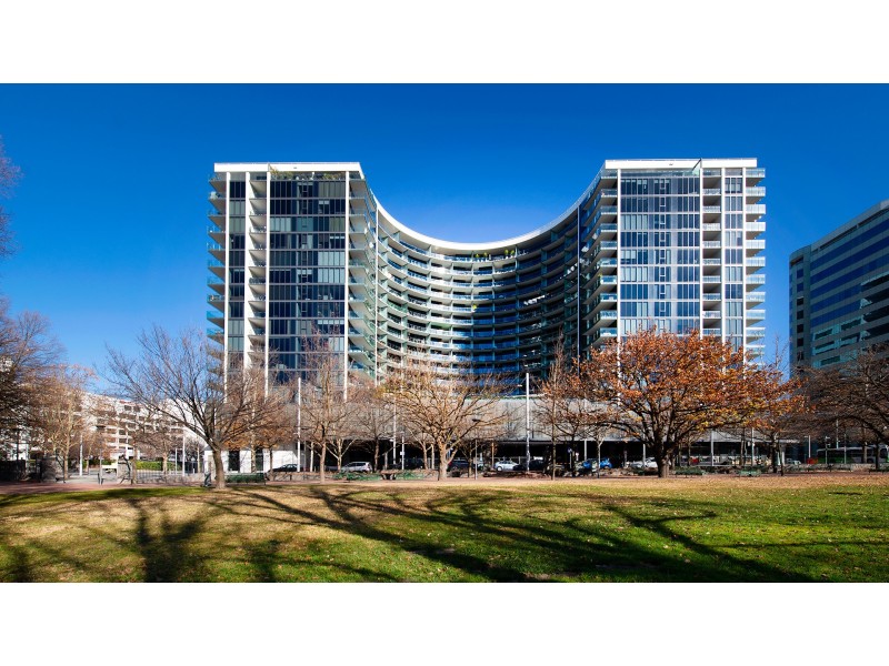 1318/240 Bunda Street, City ACT 2601