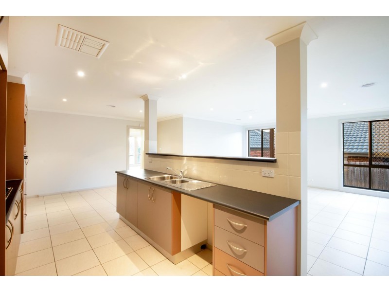 10 Inglewood Street, Gungahlin ACT 2912