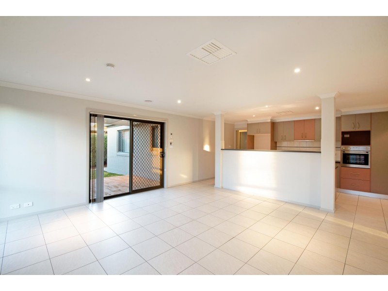 10 Inglewood Street, Gungahlin ACT 2912